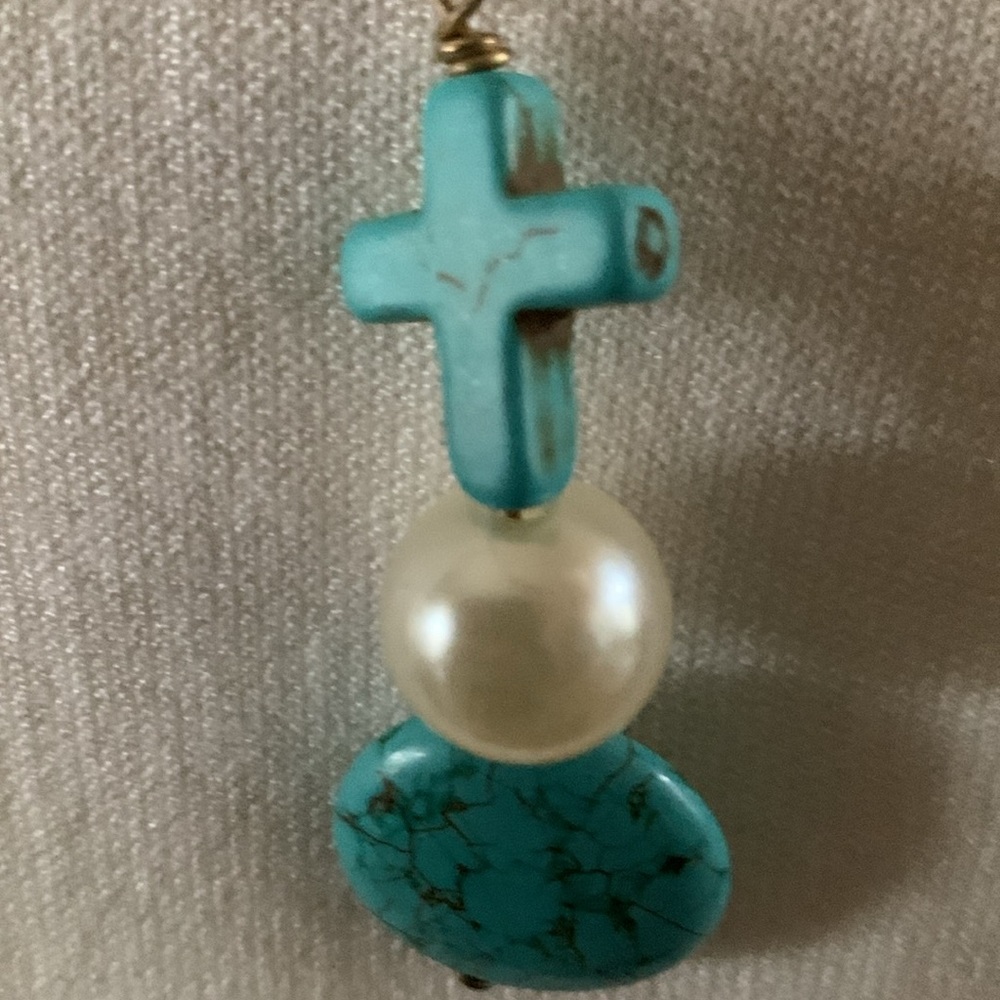 Jewelry - Picture 3 of 4